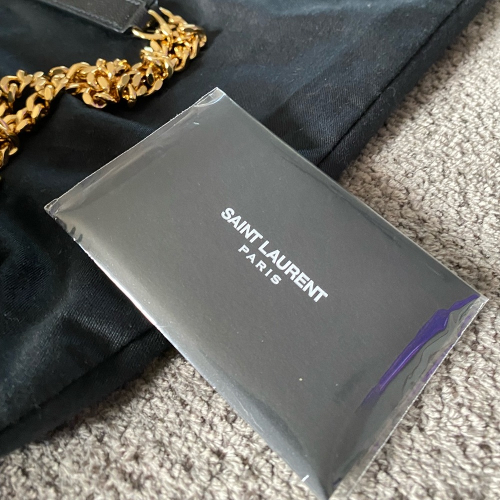 Saint Laurent Large Envelope Bag - Picture 4 of 6